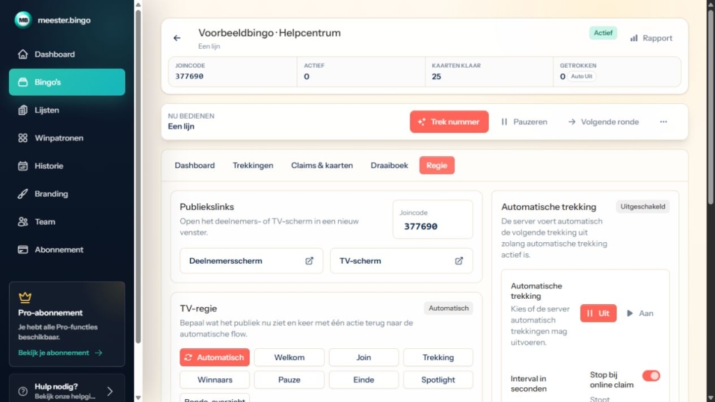 Regie met publiekslinks, TV-regie en knoppen om een schermweergave te kiezen.